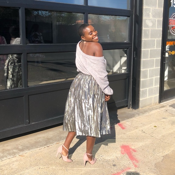 Silver Holiday Skirt - Picture 2 of 2